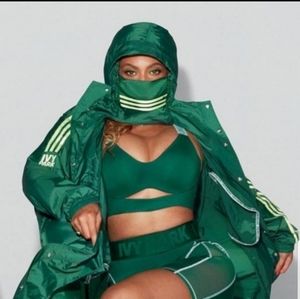 Adidas Ivy Park WIND JACKET (GENDER NEUTRAL)